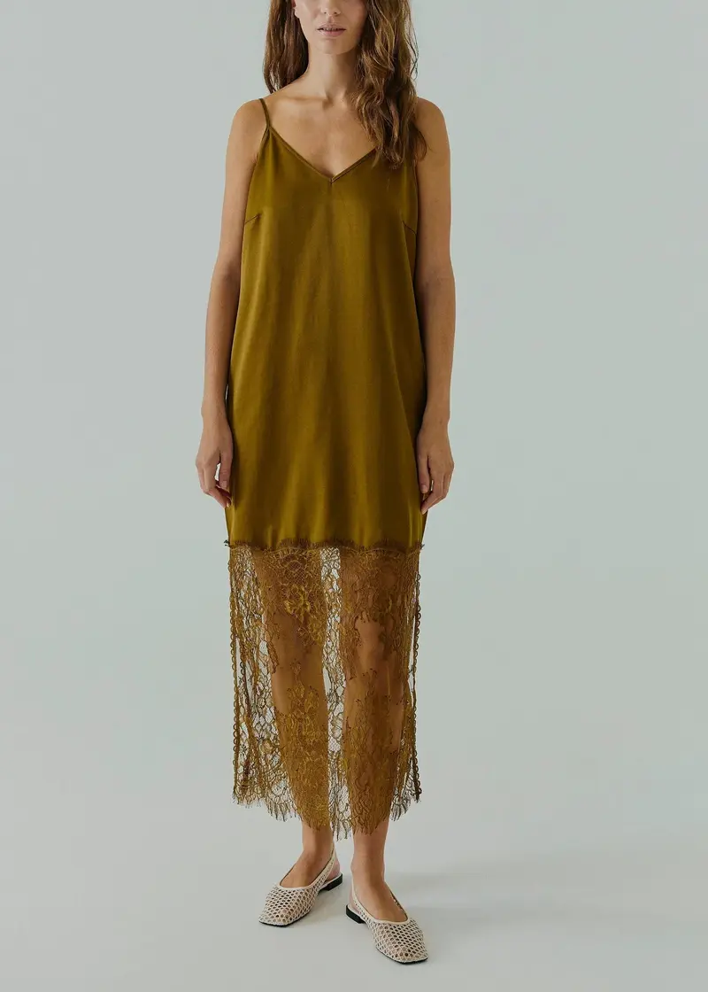 TALUA SLIP DRESS |  CARAMEL BROWN